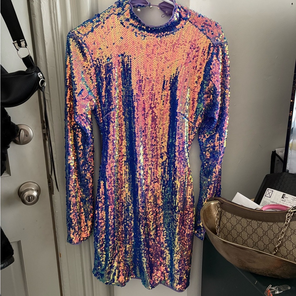 Quii NWT sequin backless iridescent dress